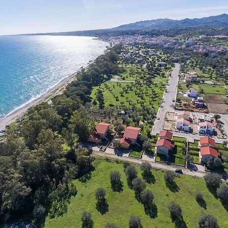 Residence Torretta Beach Crucoli Extérieur photo