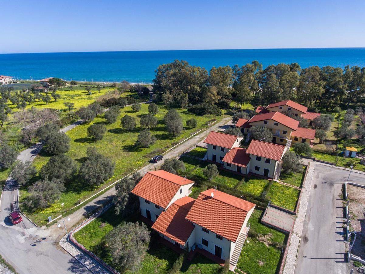 Residence Torretta Beach Crucoli Extérieur photo
